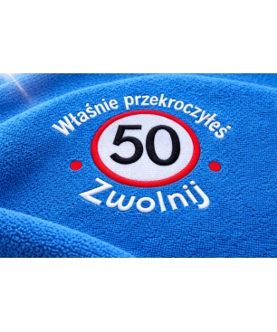 Ręcznik z haftem na urodziny 50 x 90
